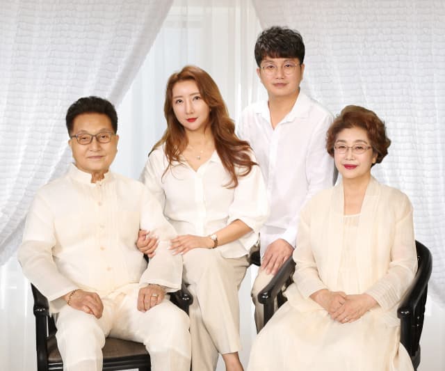 가족사진 목록